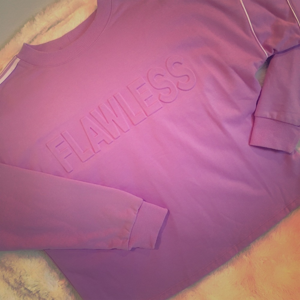 Sweatshirt “ FLAWLESS “ Lilac